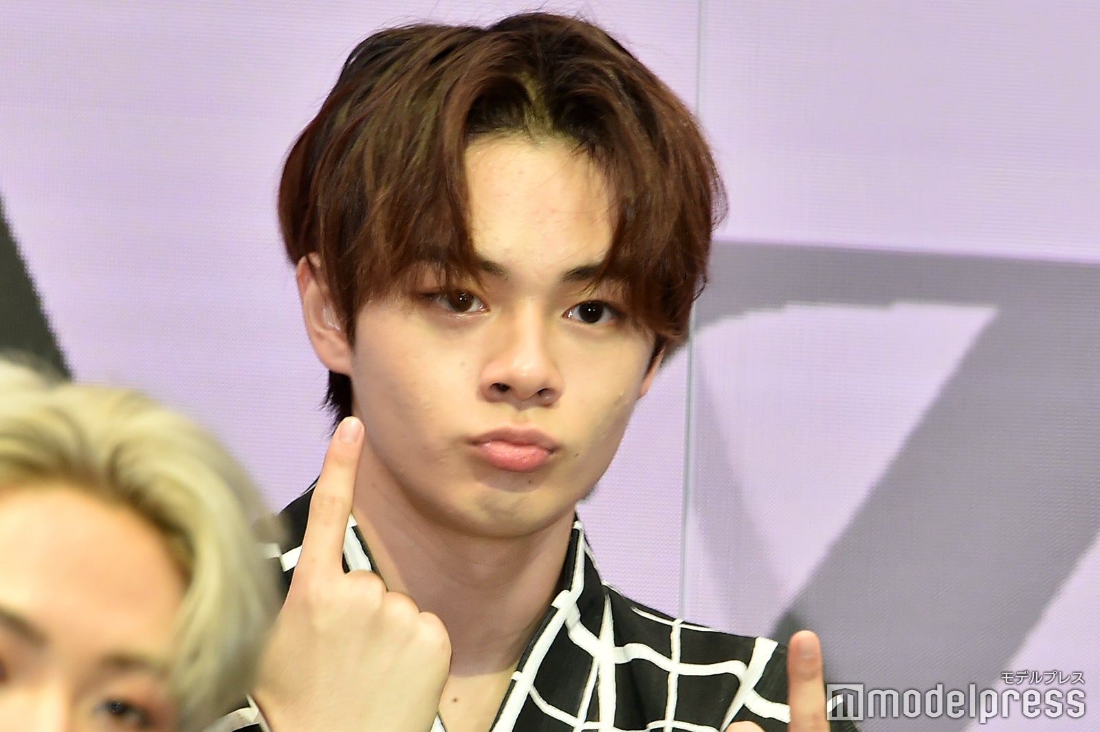 鶴房汐恩 （C）モデルプレス