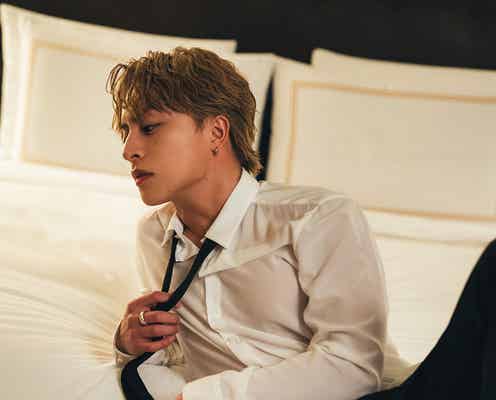 GENERATIONS白濱亜嵐、夜のベッドシーン先行カット解禁 大人な表情で魅了【Hallelujah!!】