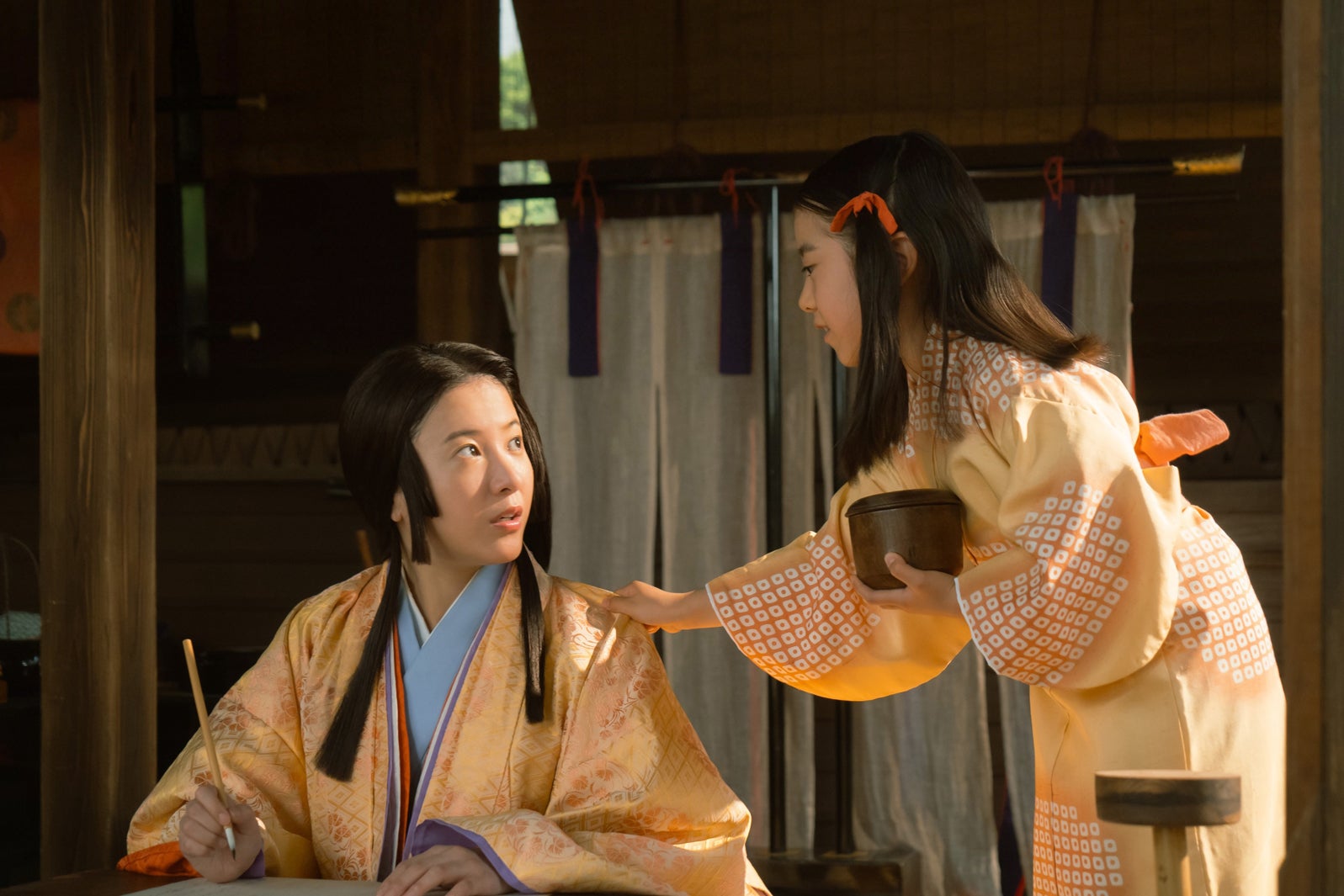 吉高由里子、福元愛悠「光る君へ」第30話（C）NHK