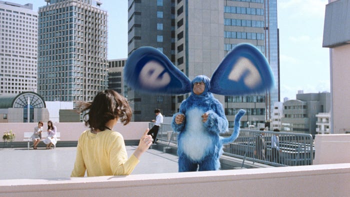 松岡茉優、バカリズム/新テレビCM「クチコミ篇」より(提供写真)