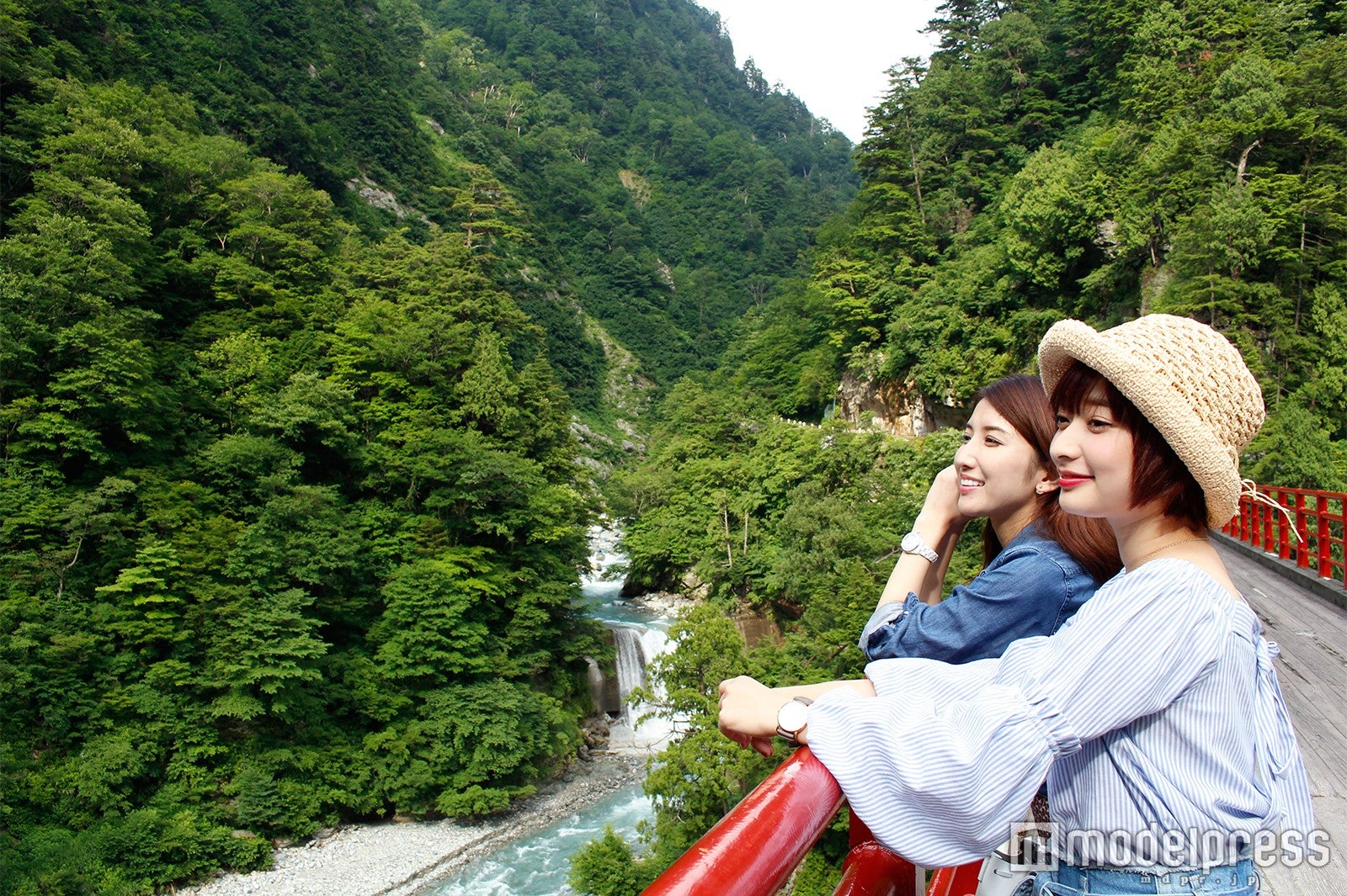 フォトジェニックな絶景に癒されて 夏こそ行きたい黒部峡谷 立山黒部アルペンルート 1泊2日プラン 女子旅プレス