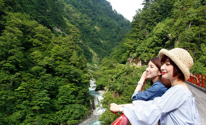 フォトジェニックな絶景に癒されて 夏こそ行きたい黒部峡谷 立山黒部アルペンルート 1泊2日プラン 女子旅プレス フォトジェニックな絶景に癒されて 夏こそ行きたい黒部峡谷 立山黒部アルペンルート 1泊2日プラン 女子旅プレス