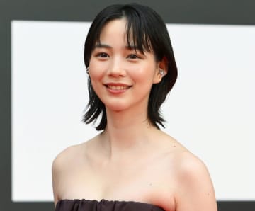 「こんなに綺麗だったのか」席巻朝ドラヒロイン32歳女優 黒着物姿に反響続々「これぞ日本の美！」「大和撫子だぁ～」