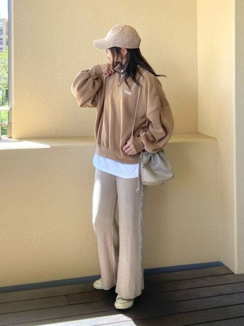 スウェット　コーデ　秋