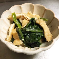 鉄分不足のあなたに♡簡単!さくっと作れる「ほうれん草と油あげの煮浸し」