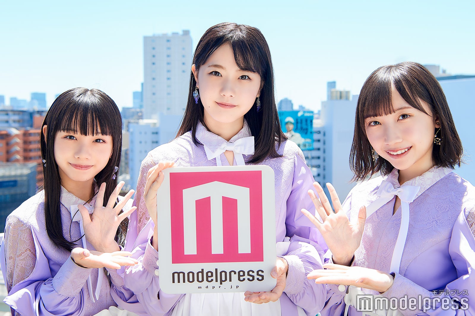 （左から）立仙百佳、瀧野由美子、薮下 楓（C）モデルプレス