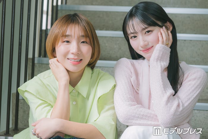 高橋成美、川崎桜(C)モデルプレス