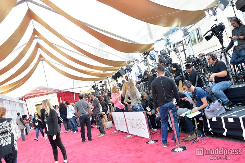 第87回アカデミー賞、レッドカーペット会場準備の様子（米・ドルビー・シアター／画像：モデルプレス）