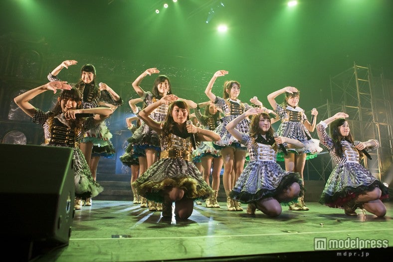 初の全国ツアーをスタートさせたNMB48（C）NMB48