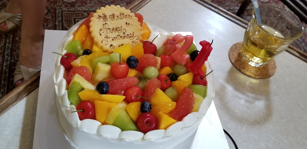 伊藤健太郎のバースデーケーキ（C）TBS