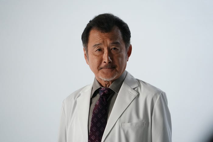 吉田鋼太郎「全領域異常解決室」第6話(C)フジテレビ