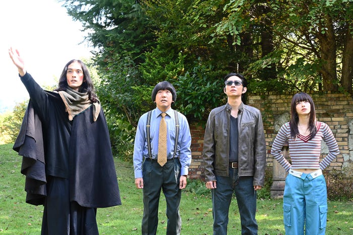 栗原類、本田力、相葉雅紀、山本舞香「今日からヒットマン」第5話より(C)テレビ朝日