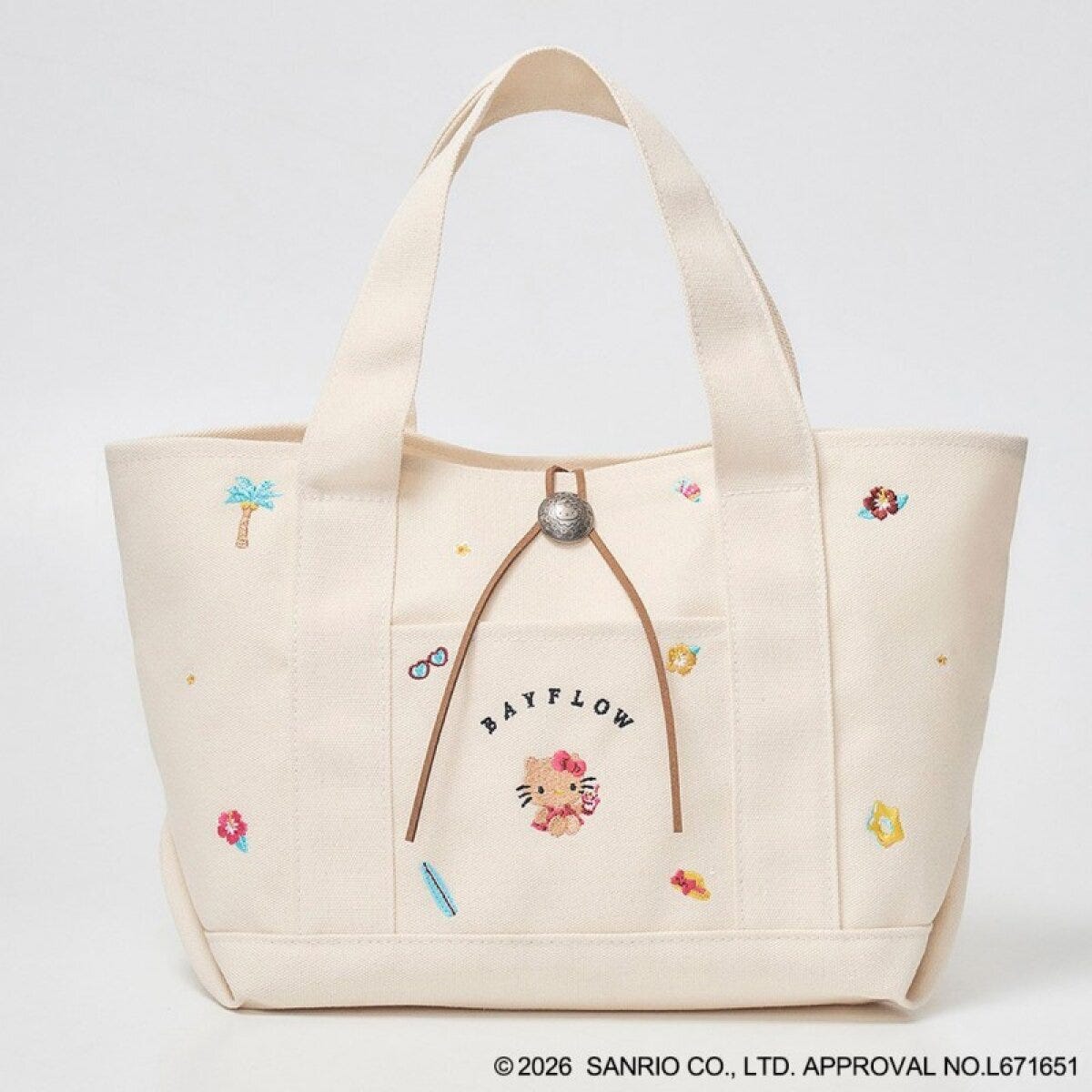 ハローキティとBAYFLOWコラボの刺繍ロゴ入りトートバッグ