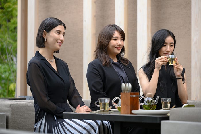 橋本マナミ、野呂佳代、中田クルミ「フェイクマミー」第6話(C)TBS