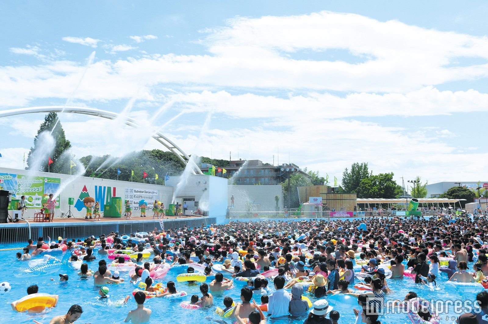 ダンスプラッシュ！！／画像提供：よみうりランド