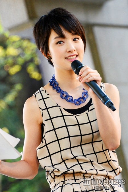 ラジオの公開収録に臨んだ剛力彩芽