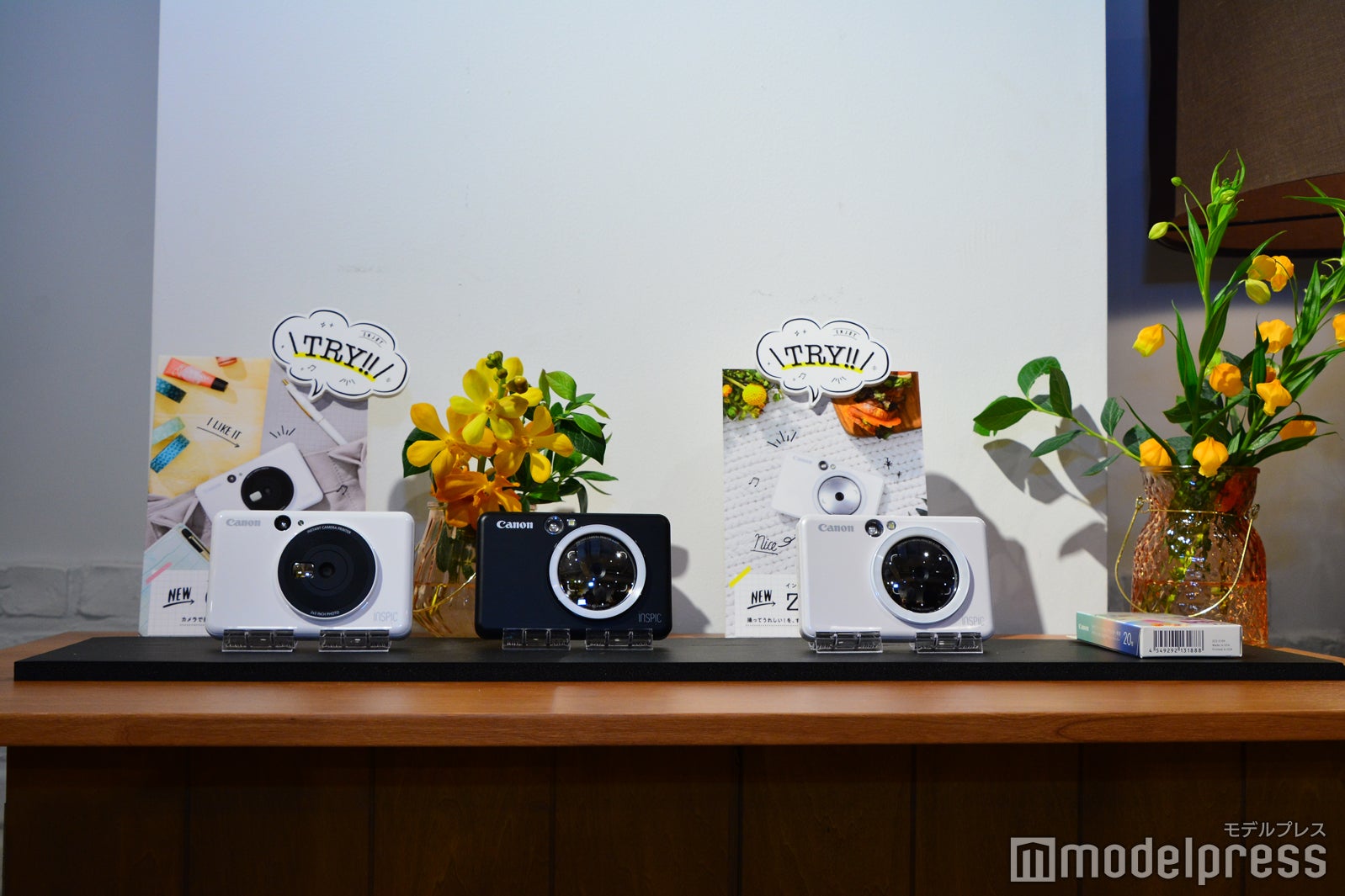 （左から）CV-123（ホワイト）、ZV-123（マットブラック）、ZV-123（パールホワイト）（C）モデルプレス