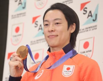 ミラノから帰国の小林陵侑「ぼくらはどんどん年を取る」4年後へ危機感、二階堂蓮に続く新星登場を期待