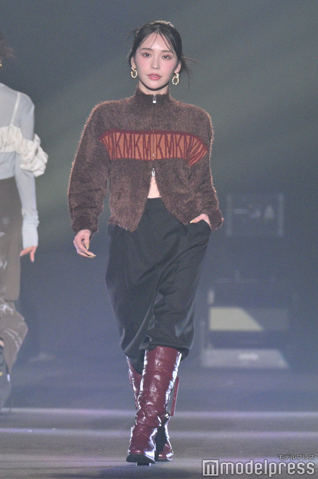 （C）モデルプレス