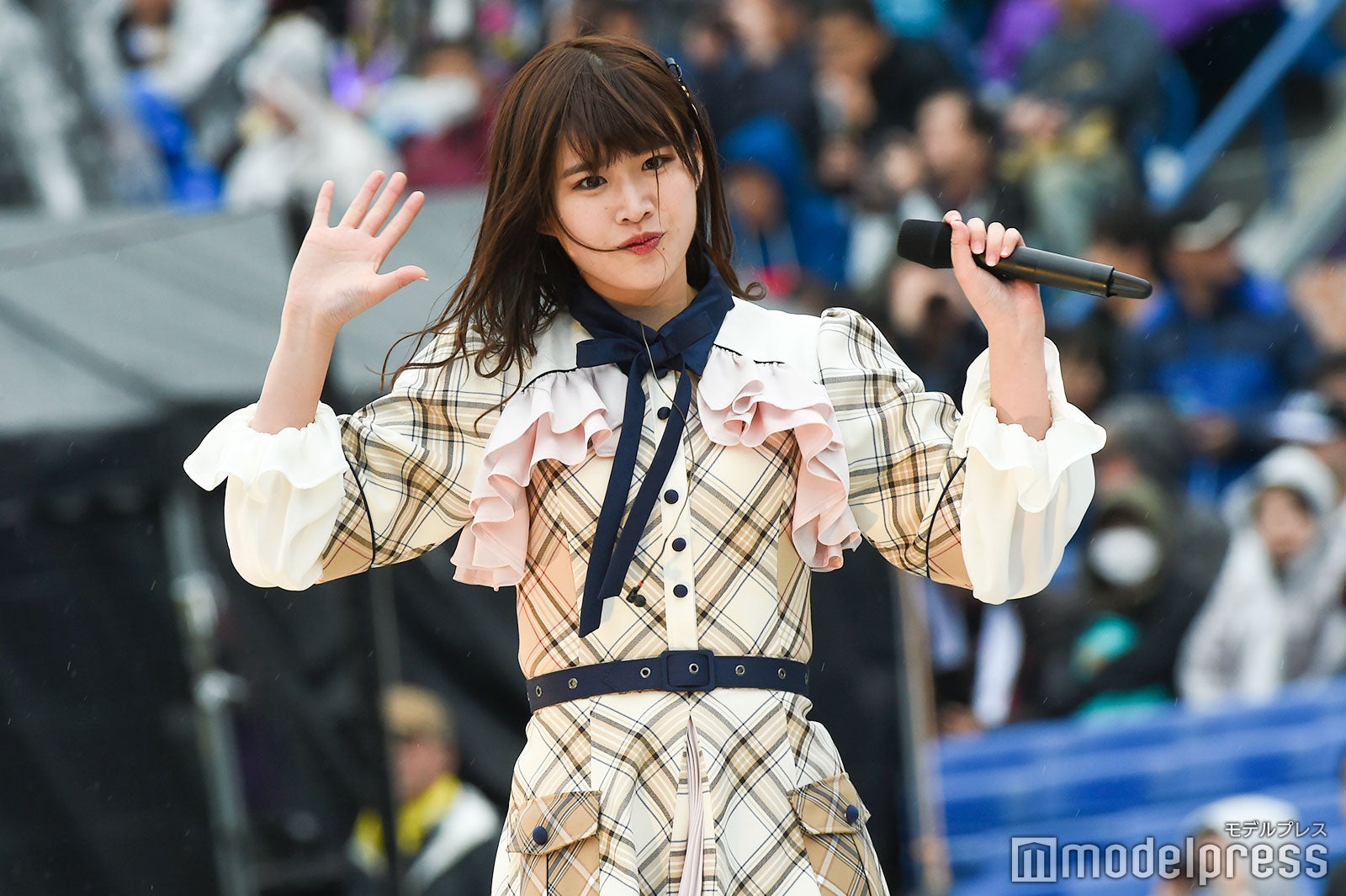 チーム8「AKB48グループ春のLIVEフェスin横浜スタジアム」（C）モデルプレス