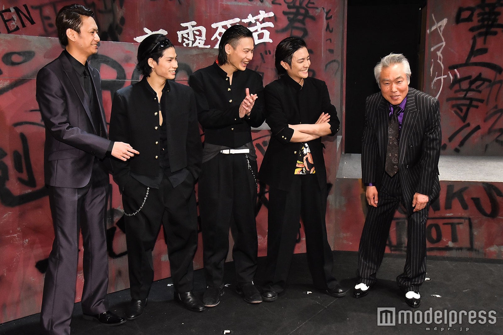 伊崎央登、二葉勇、松本大志、堂本翔平、モロ師岡 （C）モデルプレス