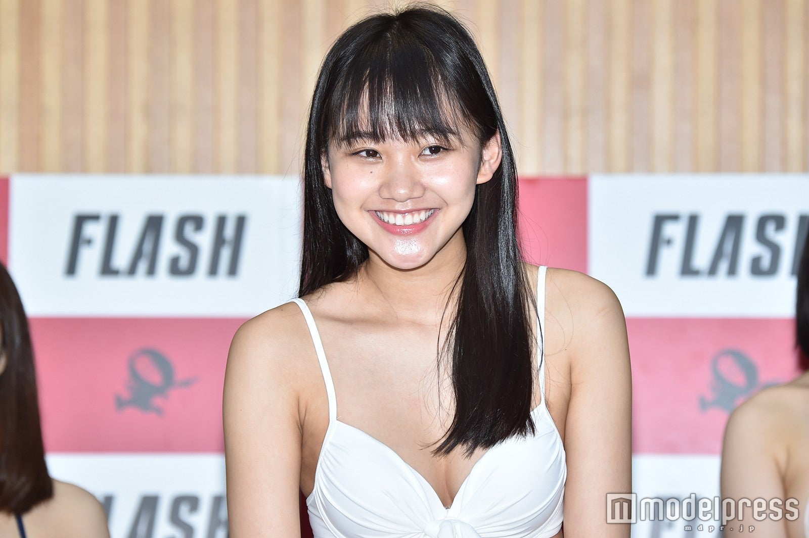 （C）モデルプレス