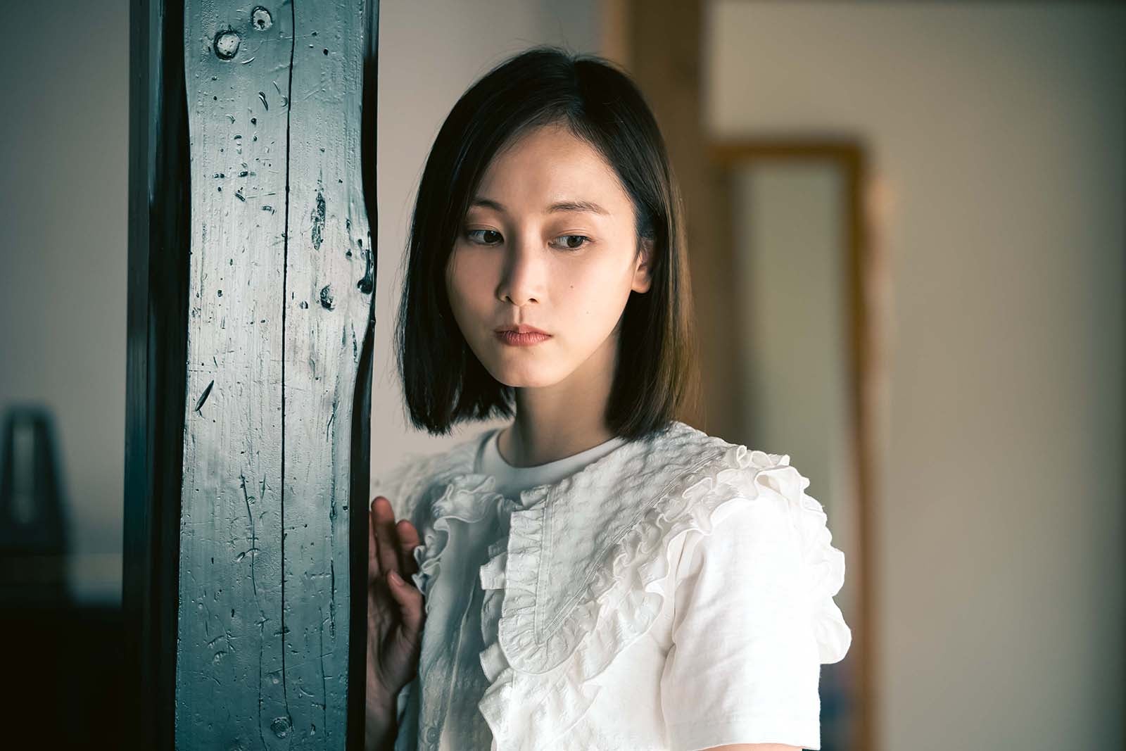 松井玲奈、主演映画決定　三姉妹の物語描く＜緑のざわめき -Saga Saga-＞