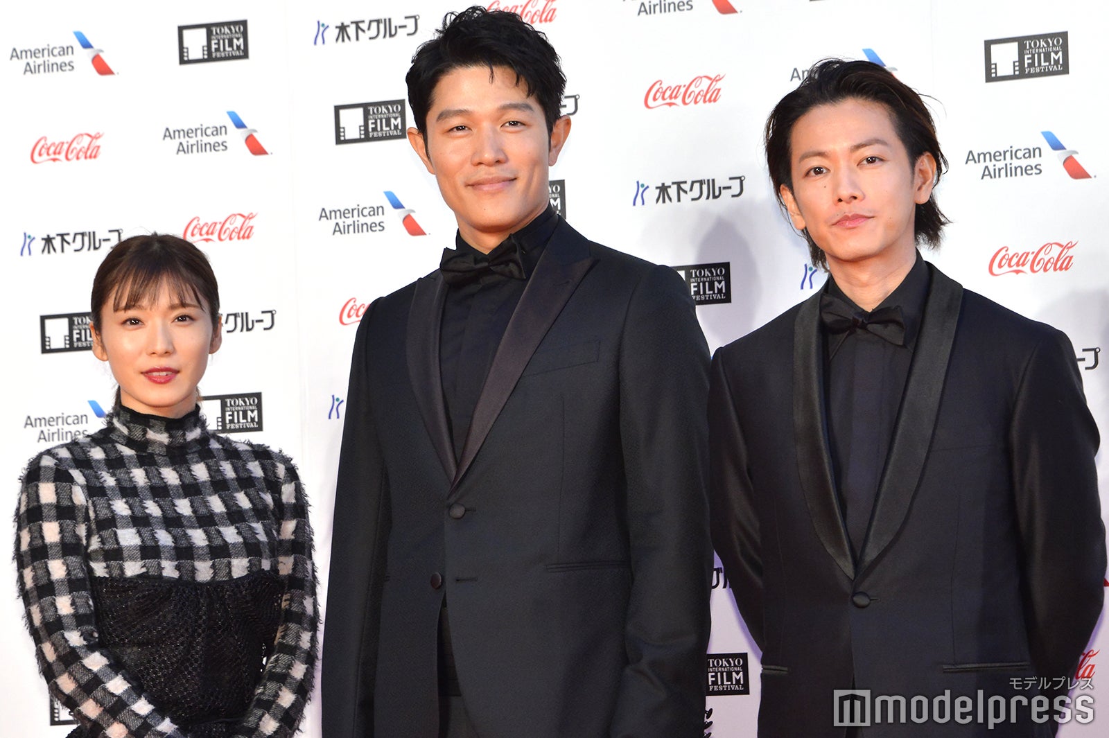 松岡茉優、鈴木亮平、佐藤健 （C）モデルプレス