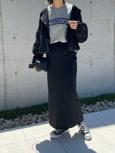 黒スカート 黒スカートコーデ