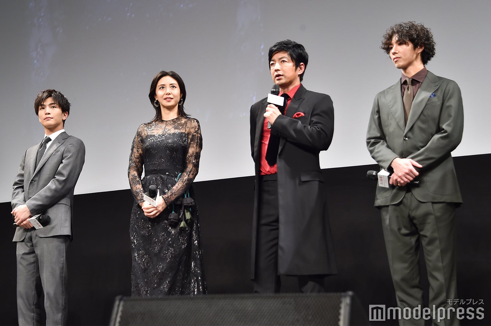 岩田剛典、松嶋菜々子、大沢たかお、賀来賢人（C）モデルプレス