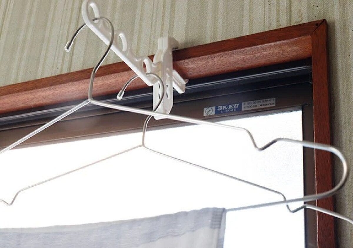 ダイソー ハンガーラック ダイソーの便利なハンガーラック