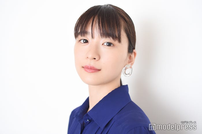鳴海唯(C)モデルプレス