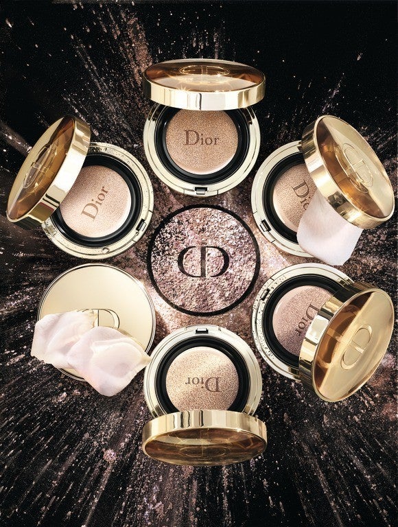 Dior】バラのような美しい肌へ。ラグジュアリーなクッション