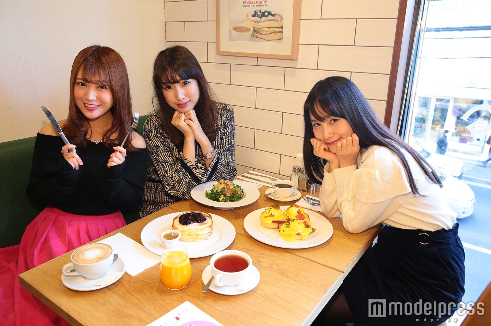 クリントン・ストリート・ベイキング・カンパニー／モデル：森下まい、野村日香理、越馬千春（C）モデルプレス
