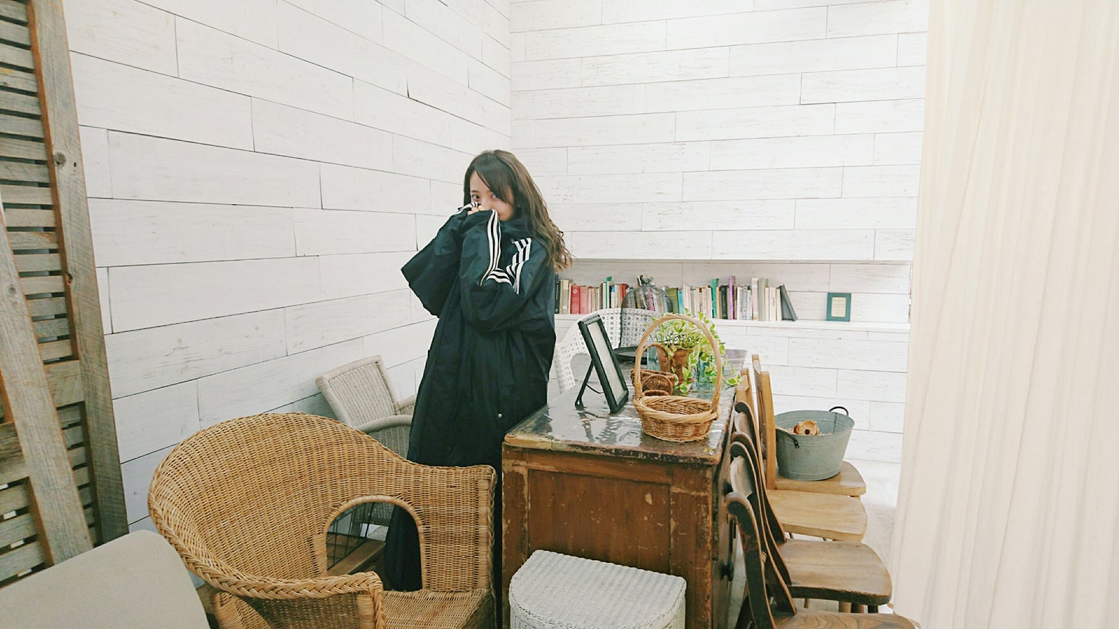 CMメイキングショット（画像提供：所属事務所）