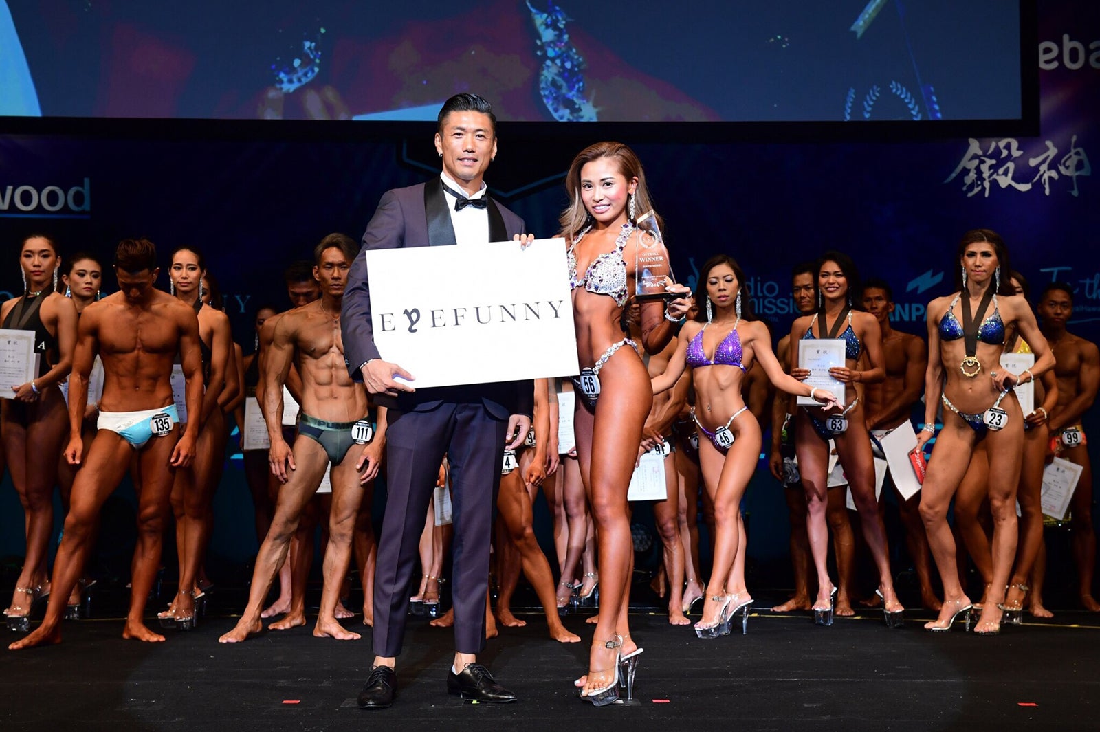 日本一夏が似合う女性”決める美ボディ大会、迫田里奈さんがビキニの