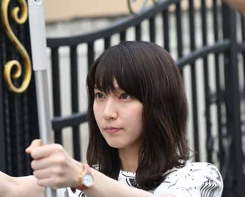 律(長瀬智也)が凜華(吉岡里帆)に突然のキス…涙の告白から急接近の展開に「胸キュンが止まらない」「これは恋する」<ごめん、愛してる第3話>