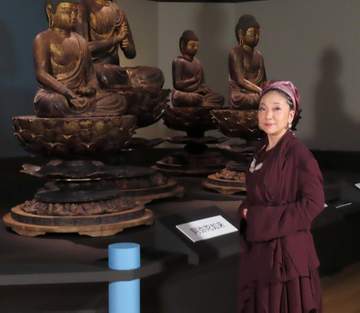 MISIA 貴重な仏像に「感動」 東京国立博物館で弘法大師生誕1250年記念特別展 「音楽も一つの祈りだと感じる」