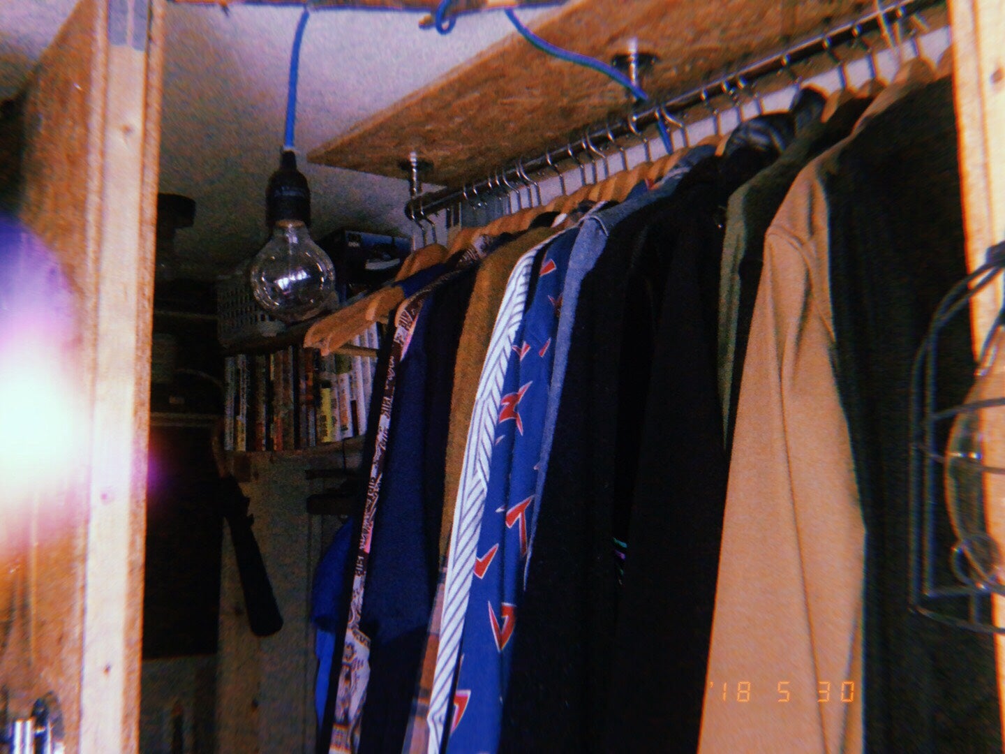 【ワタナベギャラリーVol.03】吊り下げ主義