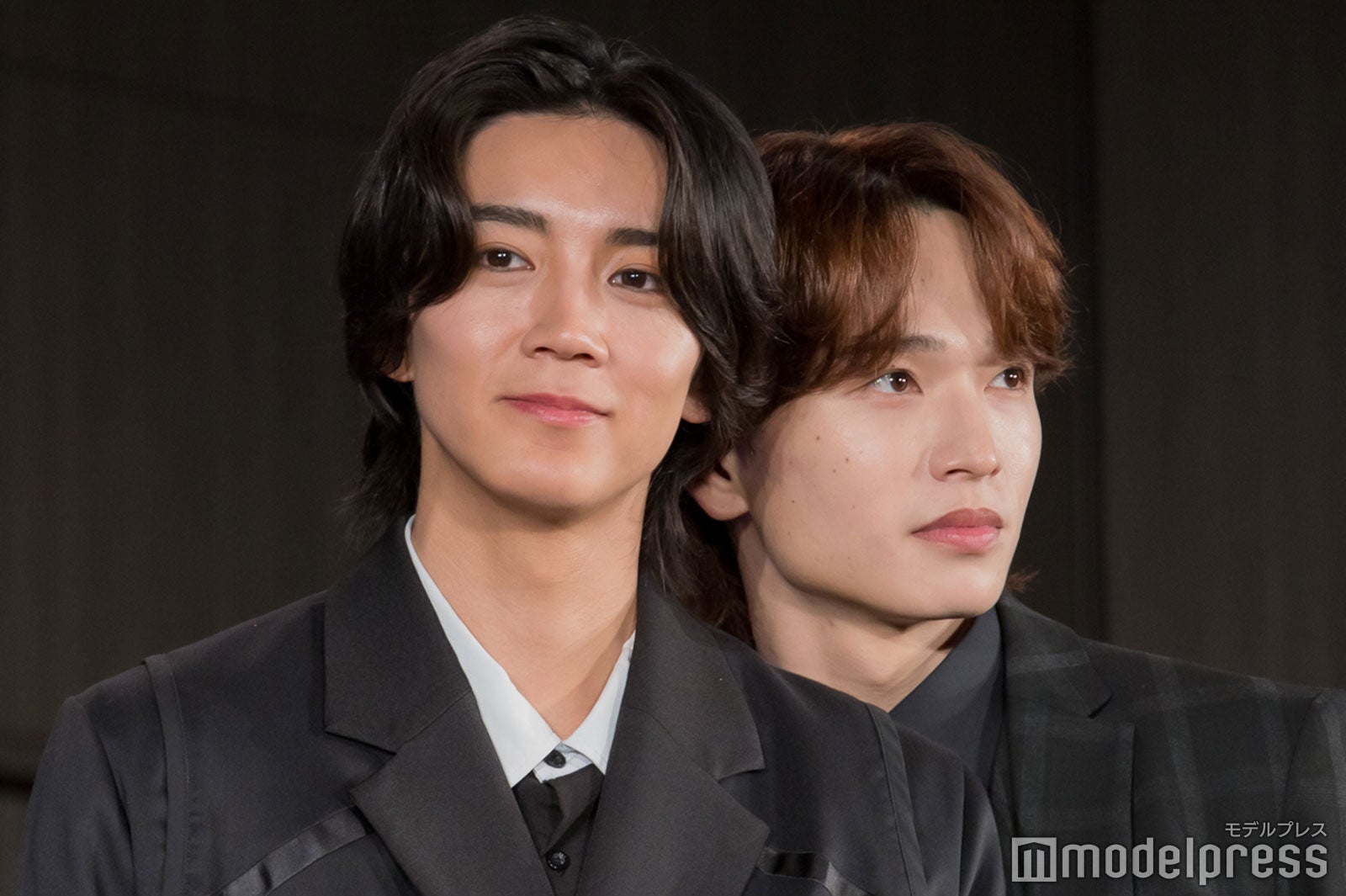 長妻怜央、鈴木曉（C）モデルプレス