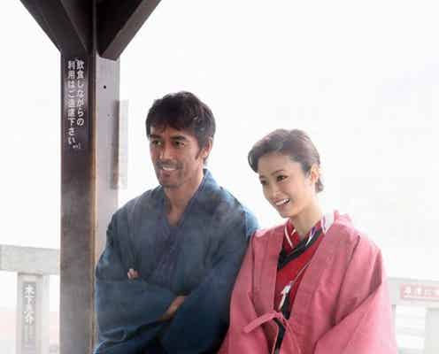 上戸彩、浴衣姿で“混浴”