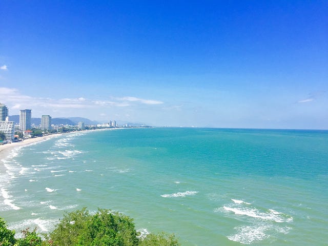 都会の喧騒を忘れさせるアジアの穴場リゾート4選