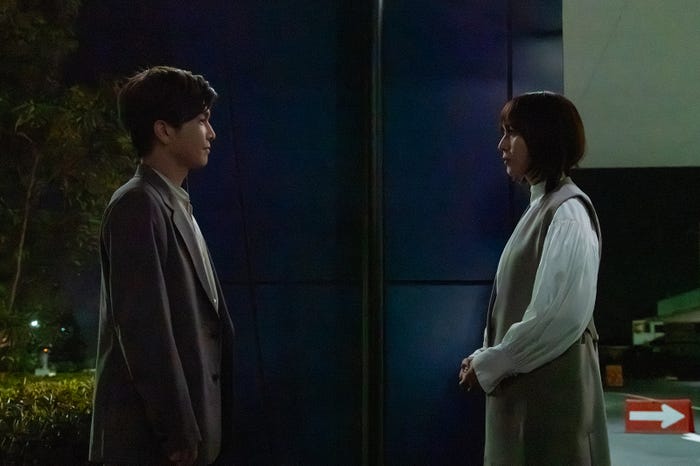 岩田剛典、比嘉愛未「フォレスト」第4話(C)ABCテレビ