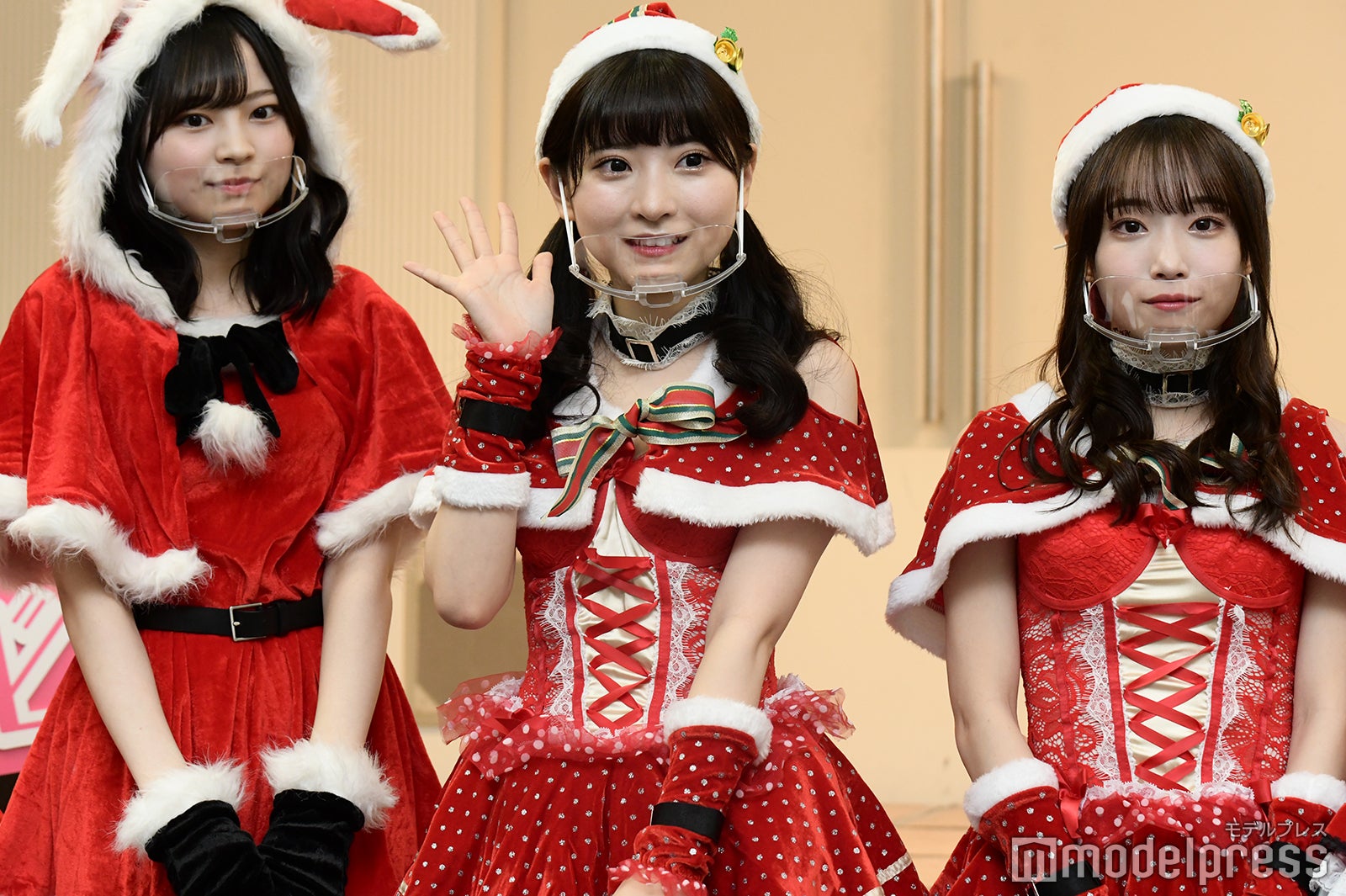 宇咲、小鳥遊るい、岸みゆ（C）モデルプレス