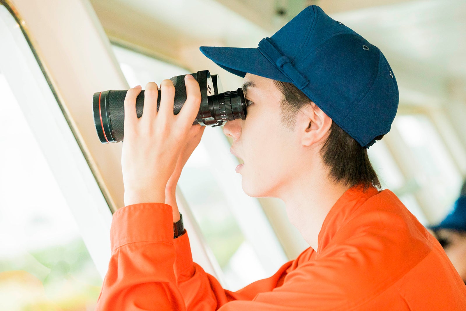 ドラマ『マジで航海してます。』に出演する桜田通（C）「マジで航海してます。」製作委員会・MBS