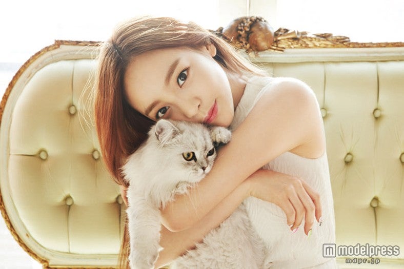 KARA 『HARA+times』「Alohara」フォトブック+ネイルハラ