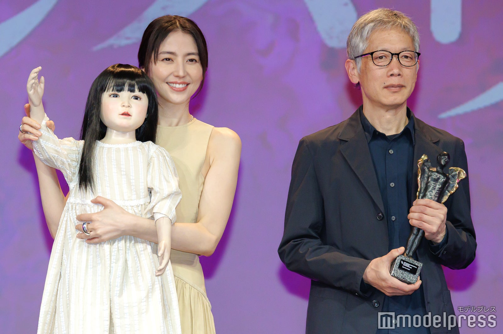 長澤まさみ、矢口史靖監督（C）モデルプレス