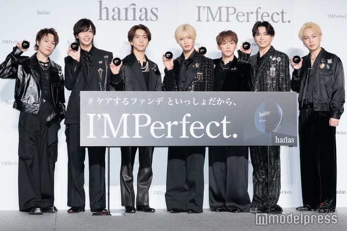 「HARIAS薬用クッションファンデーション」新CM発表会に出席したIMP./(左から)椿泰我、松井奏、鈴木大河、佐藤新、基俊介、影山拓也、横原悠毅(C)モデルプレス