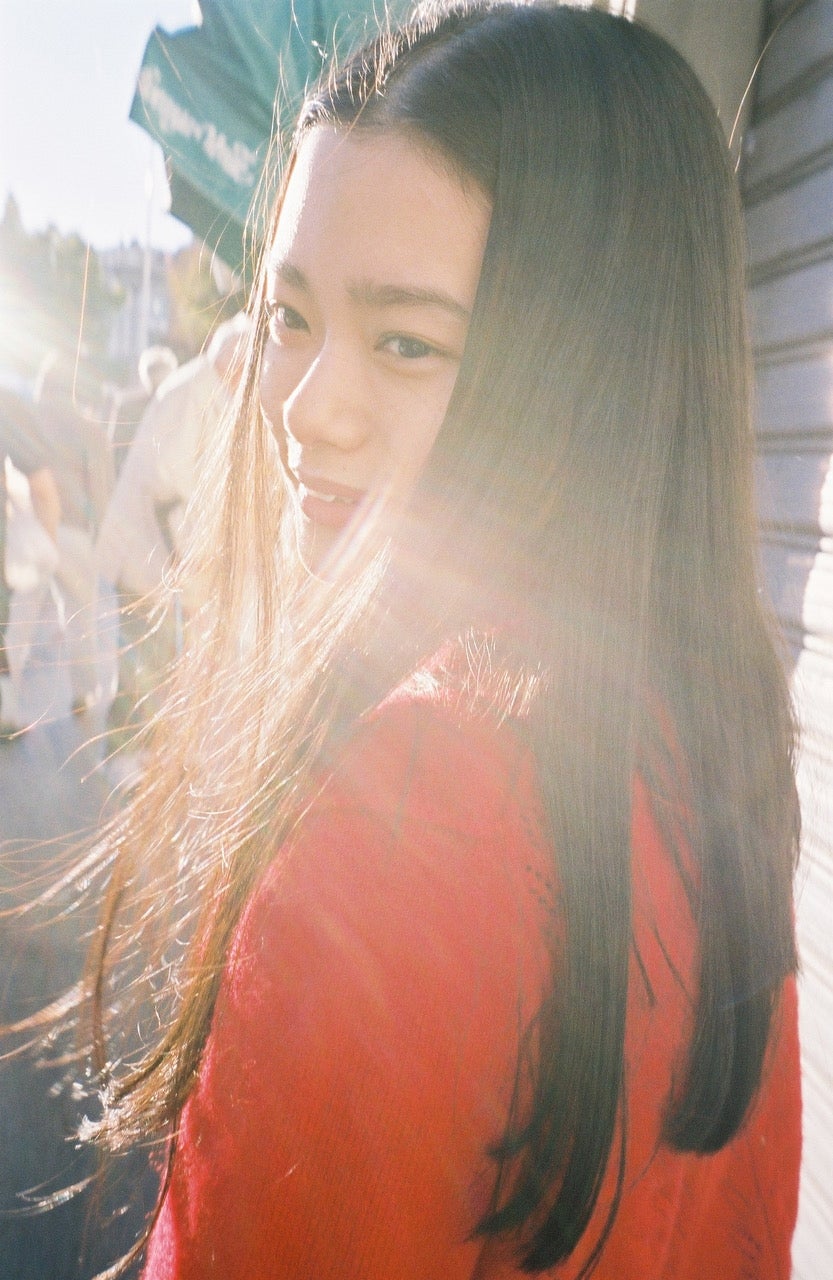 杉咲花（撮影：熊谷直子／発売元：東京ニュース通信社）