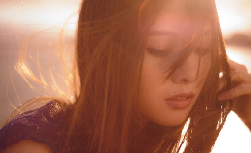 白石麻衣2ndソロ写真集『パスポート』（2月7日発売）／画像提供：講談社